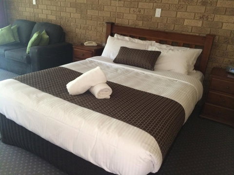 High Country Motor Inn Bright - Accommodation Fremantle 3