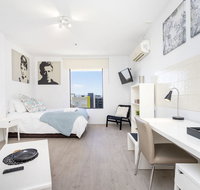 High in the sky Executive - Accommodation Fremantle