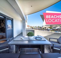 Higher Ground on Seaview-Superb Beach Lifestyle - Wifi - Metres from the beach - Accommodation Fremantle