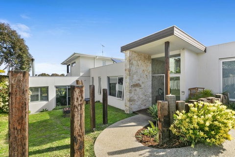 Highlander Haven 15 - Accommodation Fremantle 0
