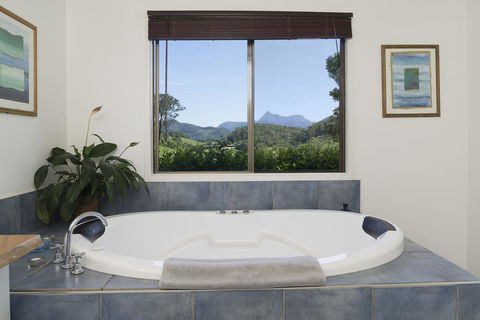 Hillcrest Mountain View Retreat - Accommodation Fremantle 2