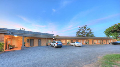 Hilldrop Motor Inn - Accommodation Fremantle 0