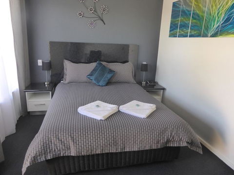 Hilltop Motel - Accommodation Fremantle 1