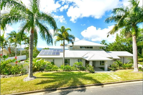 Hilltop Rainforest Retreat - Accommodation Fremantle 2