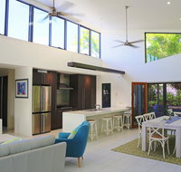 Hilltop Views - Cannonvale - Accommodation Fremantle