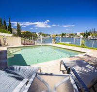 Holiday Home Luxe  Sanctuary Cove - Accommodation Fremantle