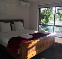 Holly House BnB - Accommodation Fremantle