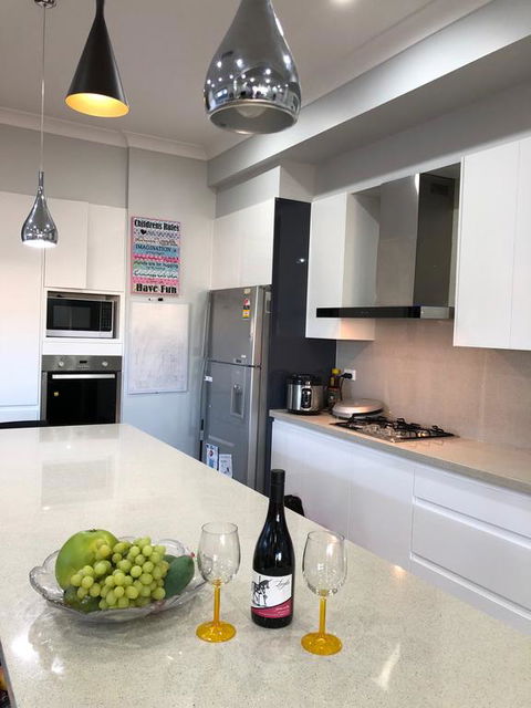 Home Away From Home Newly Built And Spacious - Accommodation Fremantle 2