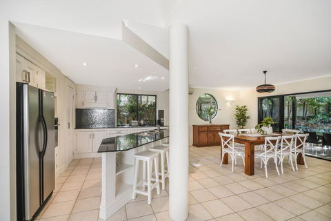 Home Away From Home, 38 Redwood Avenue, Marcus Beach, Noosa Area - Accommodation Fremantle 2