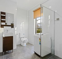HomeHotel Cozy Duplex in Serene and Leafy Suburb - Accommodation Fremantle