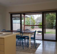 Homely Getaways - Eighth Street Mildura - Accommodation Fremantle
