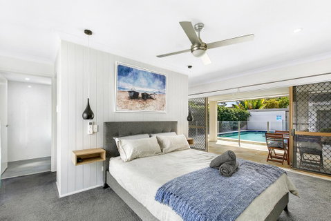 Homely Getaways In Broadbeach Waters - Accommodation Fremantle 1