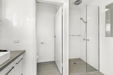 Homely Getaways In Broadbeach Waters - Accommodation Fremantle 3