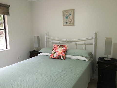 Honeybee House - Accommodation Fremantle 2