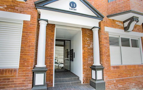 Hotel 46 - Accommodation Fremantle 1