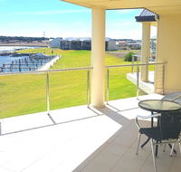 Island Waterfront Getaway - WiFi - Accommodation Fremantle