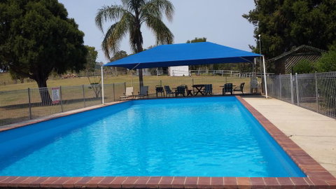 Jacaranda Motor Lodge - Accommodation Fremantle 0