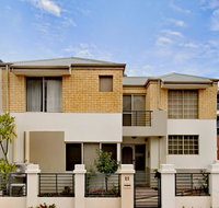 Joondalup Guest Home - Accommodation Fremantle