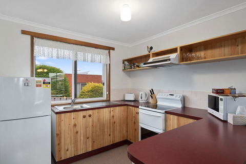 Josie Villa - Beautiful West Burnie: Long Or Short Term - Accommodation Fremantle 3