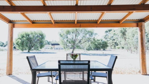 Kangaroo Retreat - Accommodation Fremantle 2