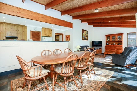Kestrel Lodge Port Willunga - Accommodation Fremantle 2