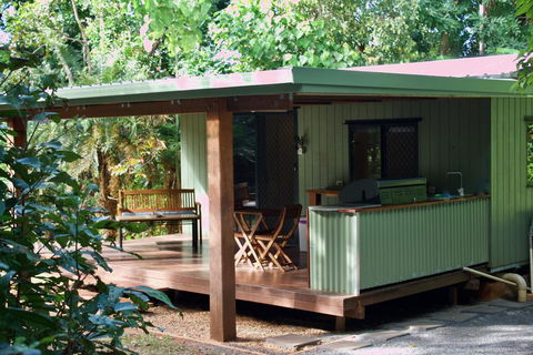 Kingfisher Cabin - Accommodation Fremantle 0