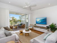 KINGY BEACH HOUSE  162
