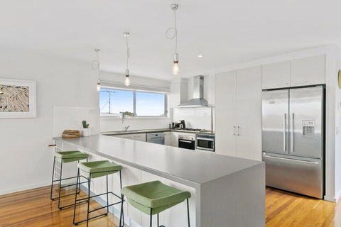 Koomeela Ocean Views 17 - Accommodation Fremantle 0