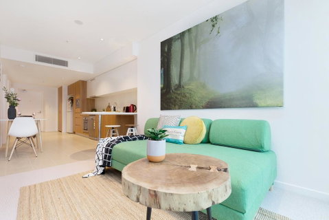 KOZYGURU SKYTOWER BRISBANE CBD 2 BED APT QBN222-1815 - Accommodation Fremantle 0