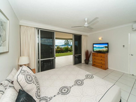 Lagoon 003 - Accommodation Fremantle 2