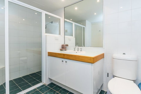 Lagoon 006 - Accommodation Fremantle 2
