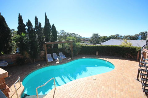 LAGOONA RETREAT - Korora - Accommodation Fremantle 0