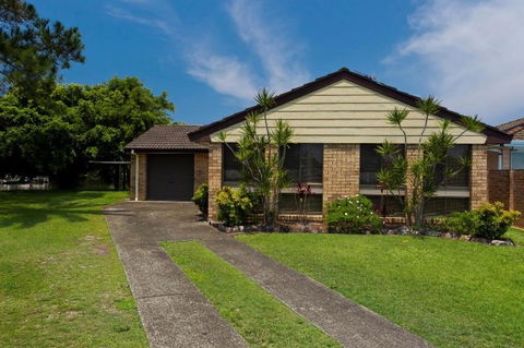 LAKE HOUSE ON ELOUERA - Accommodation Fremantle 1