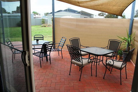 Lake Tyrrell Accommodation - Accommodation Fremantle 2
