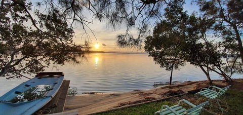 LAKEFRONT And SUNSET HAVEN - Accommodation Fremantle 1
