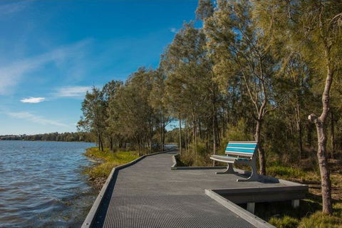 Lakefront Peace Apartments Studio 4 - Accommodation Fremantle 1