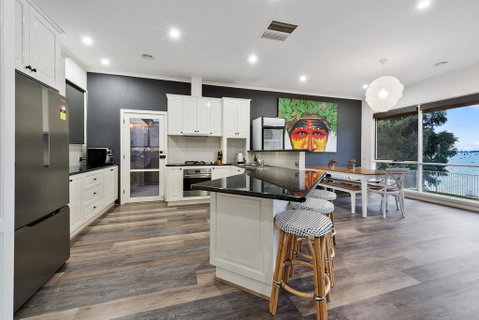 Lakeside Landing - Waterfront - Accommodation Fremantle 3