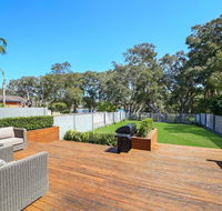Lakeside Luxury - 13 Lake Street - Accommodation Fremantle