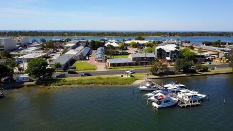 Lakeside Motel Waterfront - Accommodation Fremantle 3