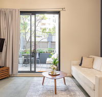 Large Apartment 2 Parking Spots and Pool - Accommodation Fremantle