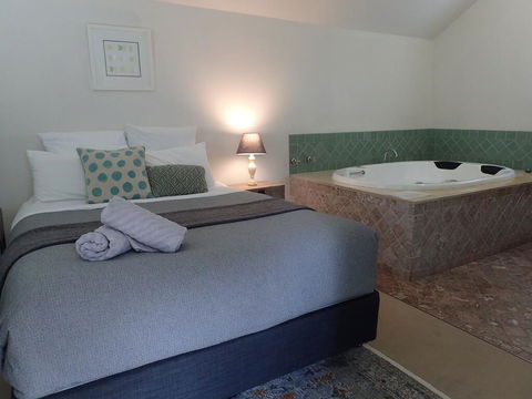 Lauristina Spa Cottage - Accommodation Fremantle 0