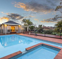 Lavish Lakefront Pool House