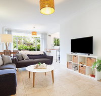 Light and airy garden apartment steps from surf - Accommodation Fremantle