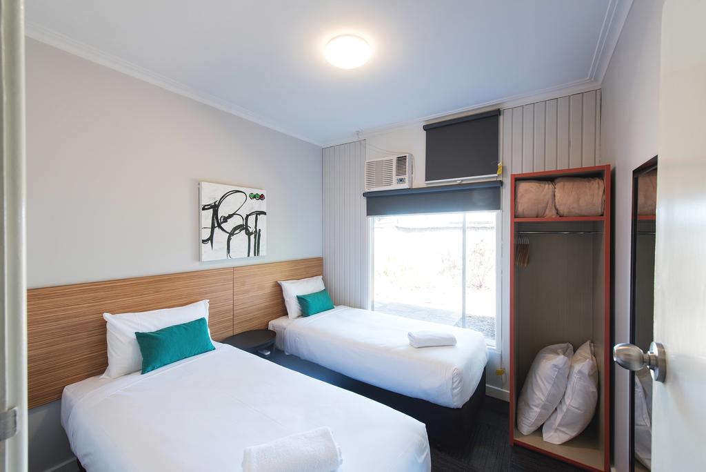 Seaton SA Accommodation Fremantle