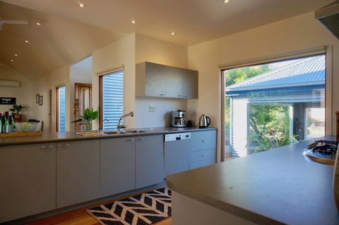 Lumeah - Accommodation Fremantle 1