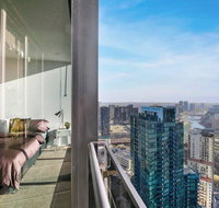 Lux 2BR Apt with a Stunning View of The Yarra - Accommodation Fremantle