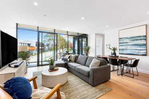 Luxe 101 @ Martha Cove Waterfront Luxury On The Marina, Walk To Beach - Accommodation Fremantle 2