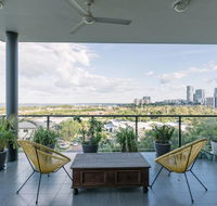 Luxury  Location - Sea Views with Modern Class  - Accommodation Fremantle