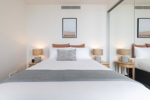 Luxury Beachfront Apartment In Newcastle - Accommodation Fremantle 3