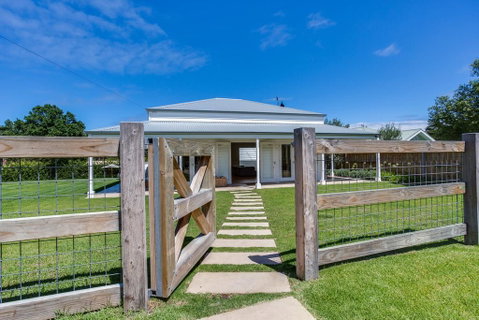 Luxury On Boroondara - Accommodation Fremantle 2